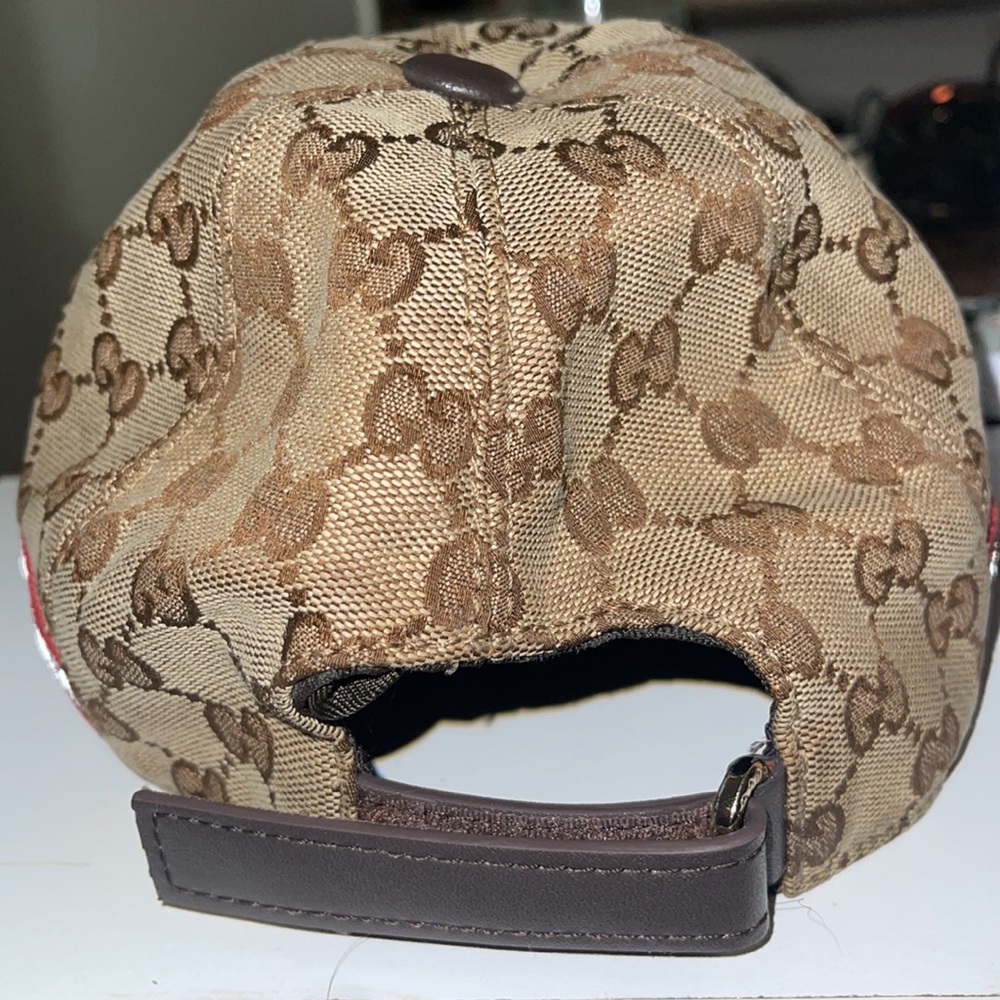Cucci hats - Picture 2 of 2